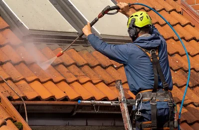 Démoussage et hydrofuge de toiture à Tornay